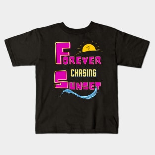 Forever Chasing Sunsets Shirt, Retro Sunsets Shirt, Summer Shirt, Vacation Shirt, Beach Shirt, Summer Vacation Shirt, Summer Outfit Kids T-Shirt